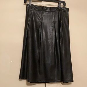[JUNEE] Pleated Pleather A-line Skirt